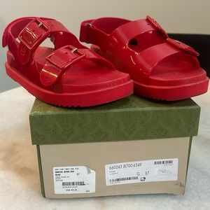 Gucci rubber sandal in maple red. Worn once!!!